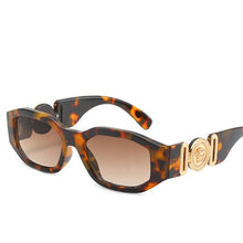 Load image into Gallery viewer, Luxury Rays Vintage Sunglasses
