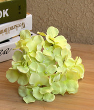 Load image into Gallery viewer, APRICOT Silk flower Wedding Decoration
